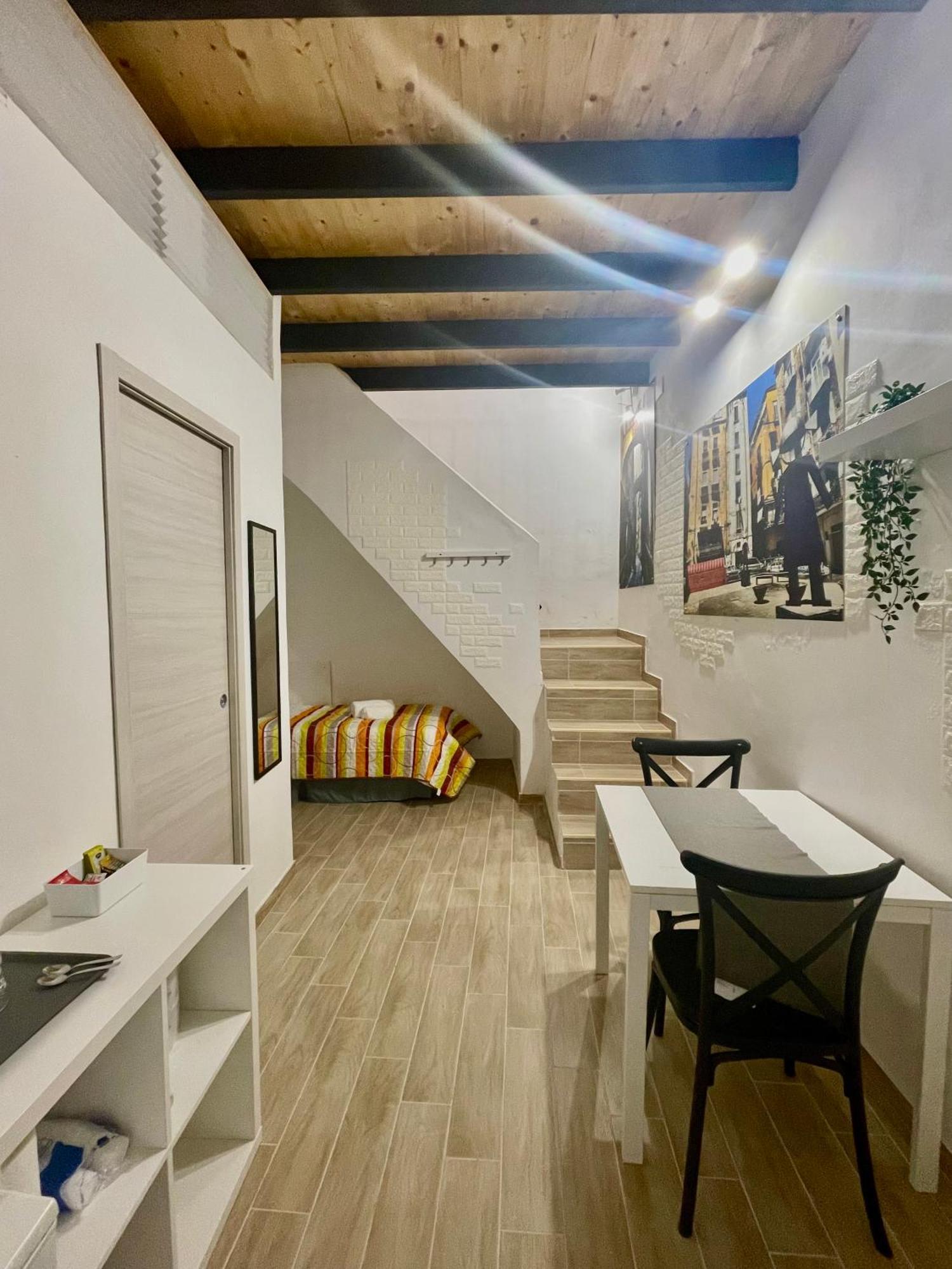 Bellebbuono Apartment เนเปิลส์ ภายนอก รูปภาพ