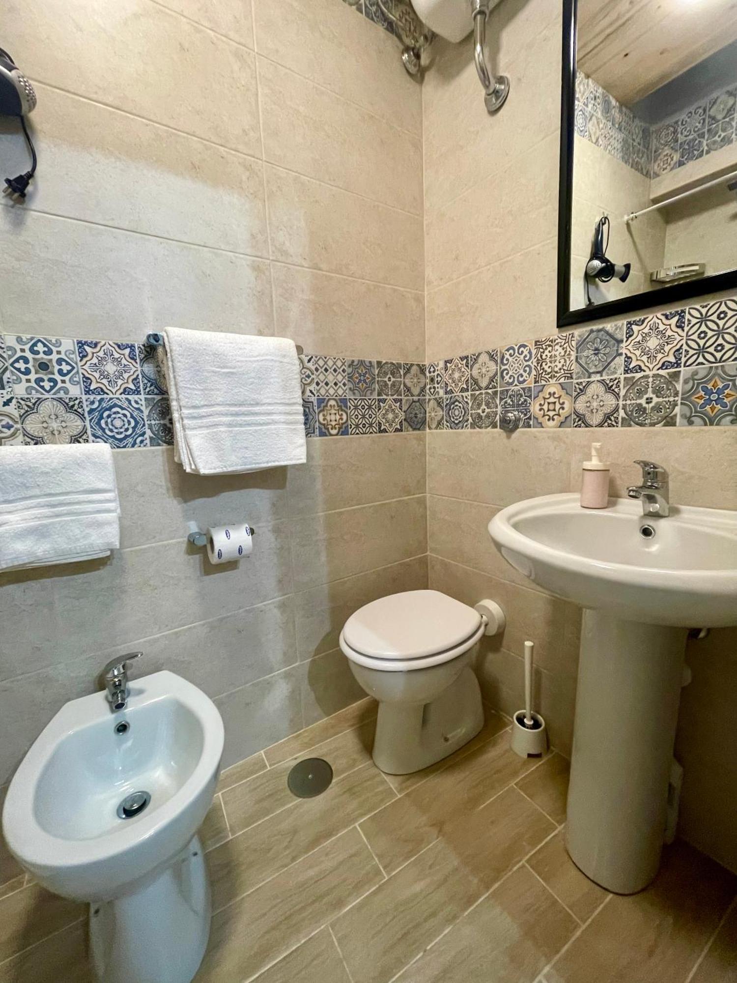 Bellebbuono Apartment เนเปิลส์ ภายนอก รูปภาพ